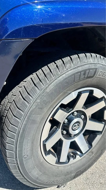 2019 Toyota 4Runner 5th Gen - Image 7 of 13