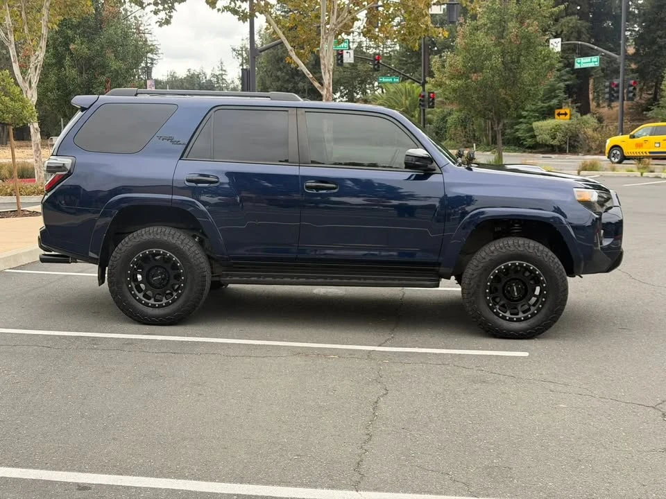 2019 Toyota 4Runner 5th Gen - Image 4 of 20
