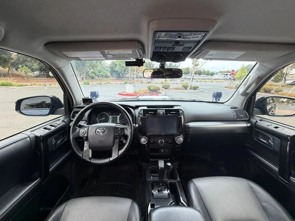 2019 Toyota 4Runner 5th Gen - Image 9 of 20