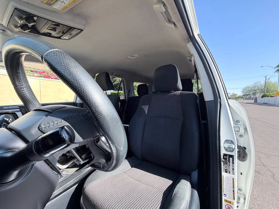 2019 Toyota 4Runner - Image 13 of 21