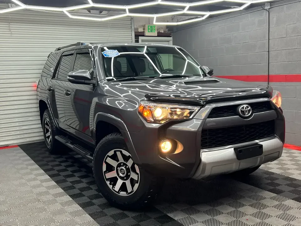 2019 Toyota 4Runner 5th Gen - Image 9 of 20