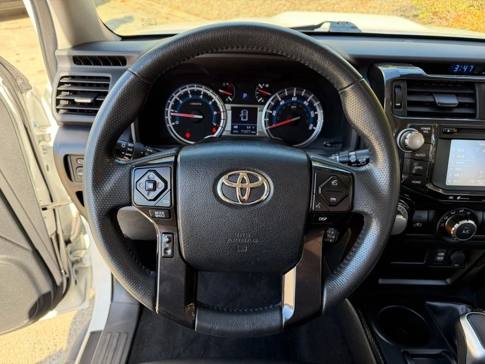 2019 Toyota 4Runner 5th Gen - Image 18 of 21