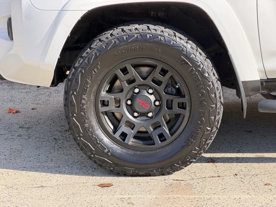 2019 Toyota 4Runner 5th Gen - Image 13 of 21