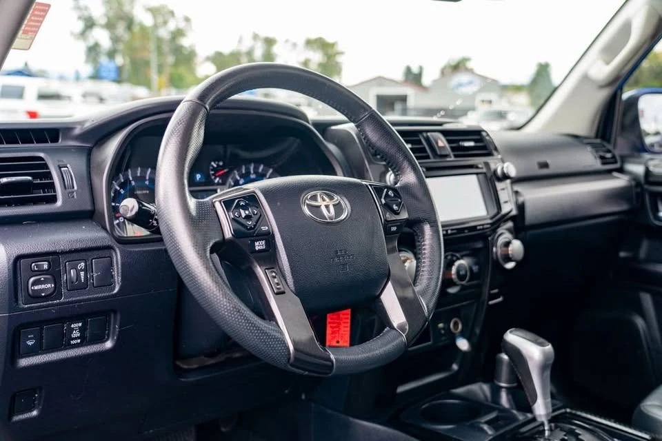 2019 Toyota 4Runner 5th Gen - Image 11 of 20