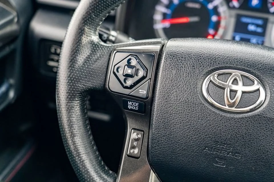 2019 Toyota 4Runner 5th Gen - Image 18 of 20