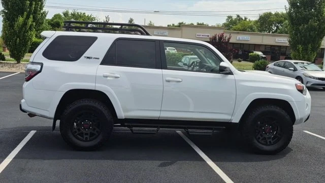 2019 Toyota 4Runner 5th Gen - Image 9 of 20