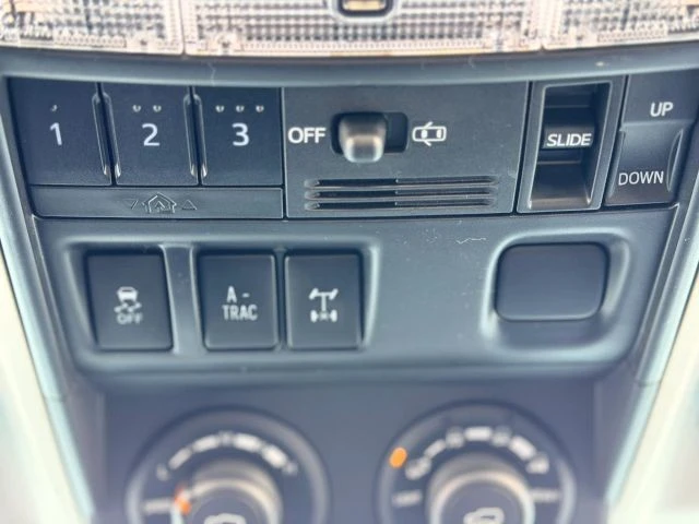 2019 Toyota 4Runner 5th Gen - Image 29 of 31