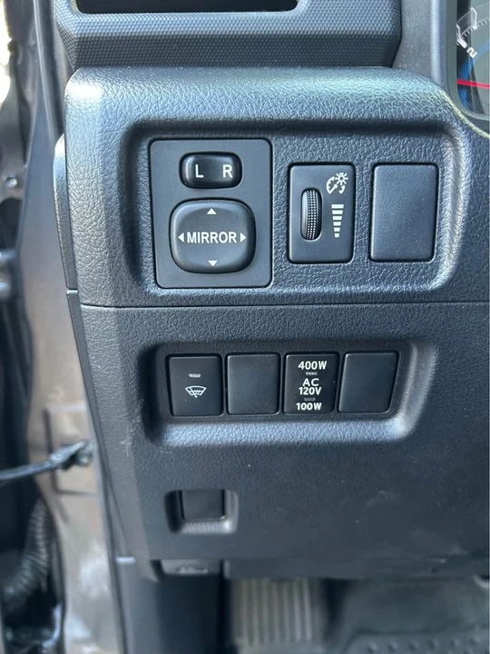 2019 Toyota 4Runner 5th Gen - Image 7 of 11