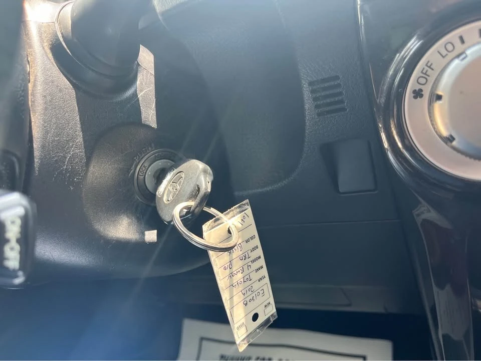 2019 Toyota 4Runner 5th Gen - Image 17 of 19
