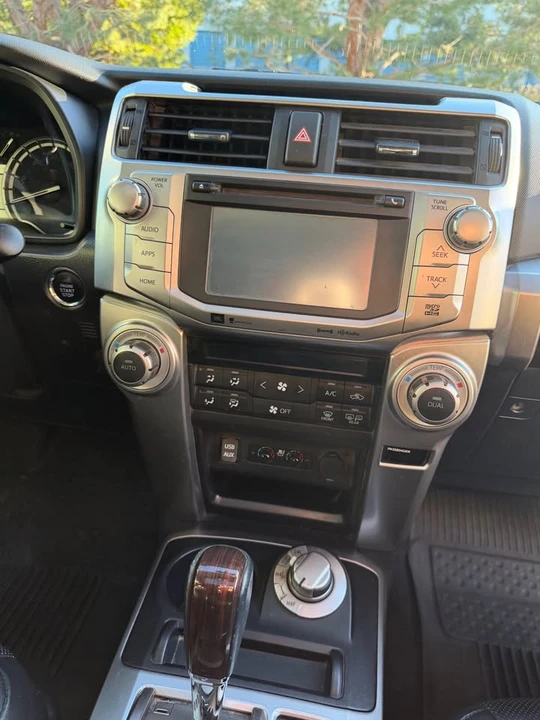 2019 Toyota 4Runner 5th Gen - Image 7 of 19