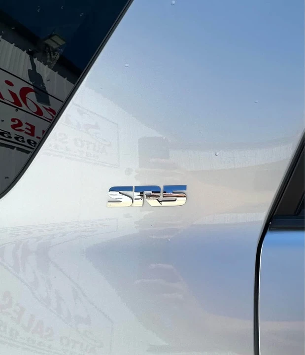 2019 Toyota 4Runner 5th Gen - Image 5 of 14