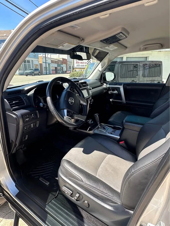 2019 Toyota 4Runner 5th Gen - Image 10 of 14