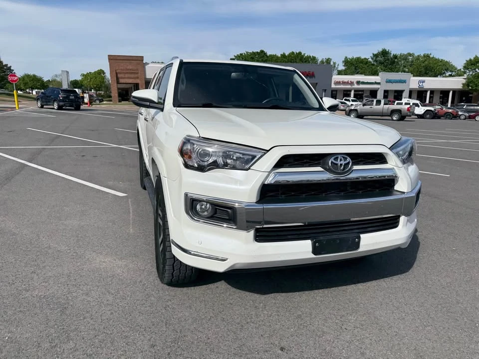 2019 Toyota 4Runner 5th Gen - Image 2 of 12
