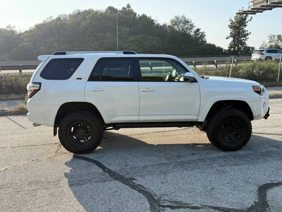 2019 Toyota 4Runner 5th Gen - Image 4 of 7