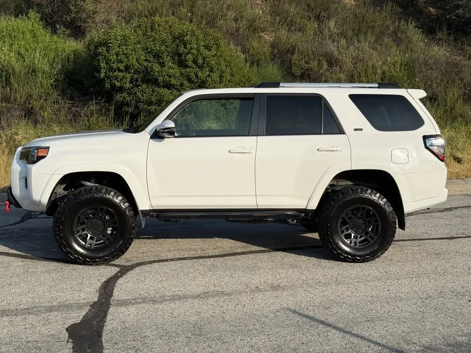 2019 Toyota 4Runner 5th Gen - Image 3 of 7