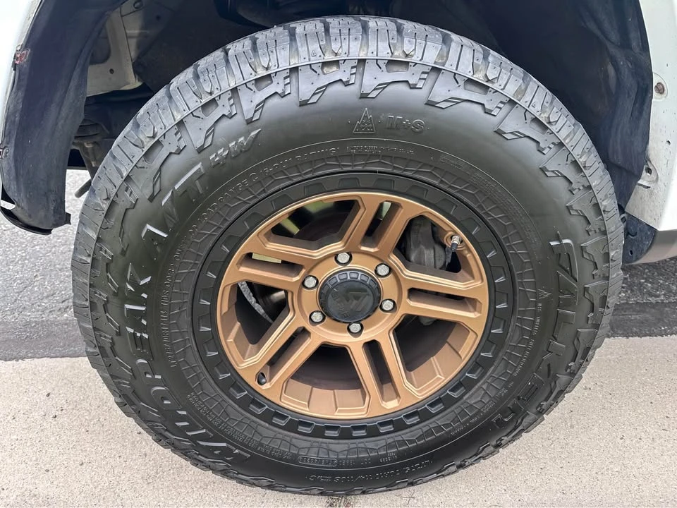 2019 Toyota 4Runner 5th Gen - Image 9 of 20