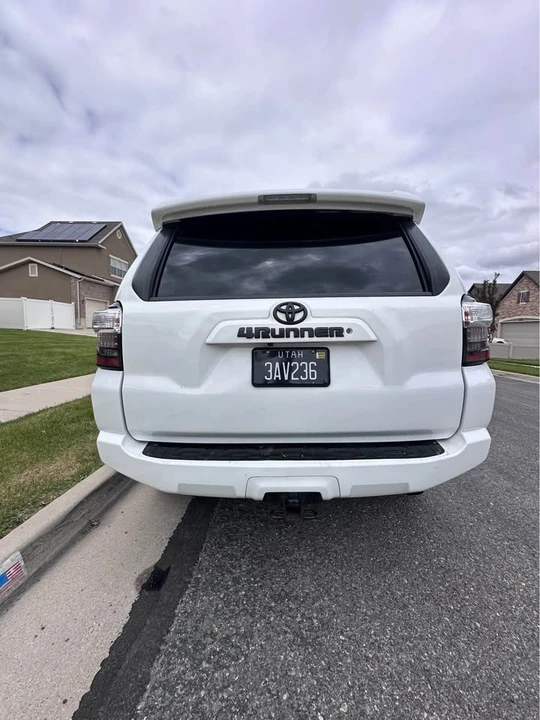 2019 Toyota 4Runner 5th Gen - Image 5 of 20