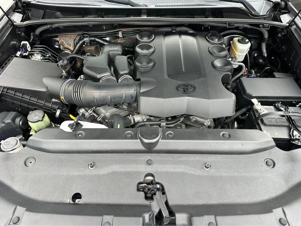 2019 Toyota 4Runner 5th Gen - Image 10 of 12