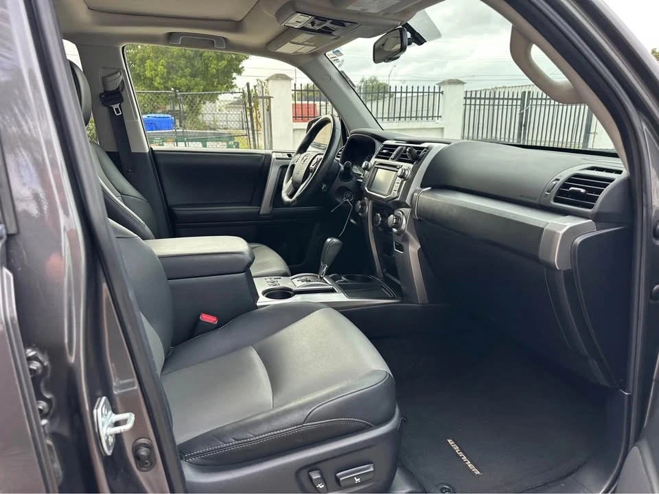 2019 Toyota 4Runner 5th Gen - Image 7 of 12