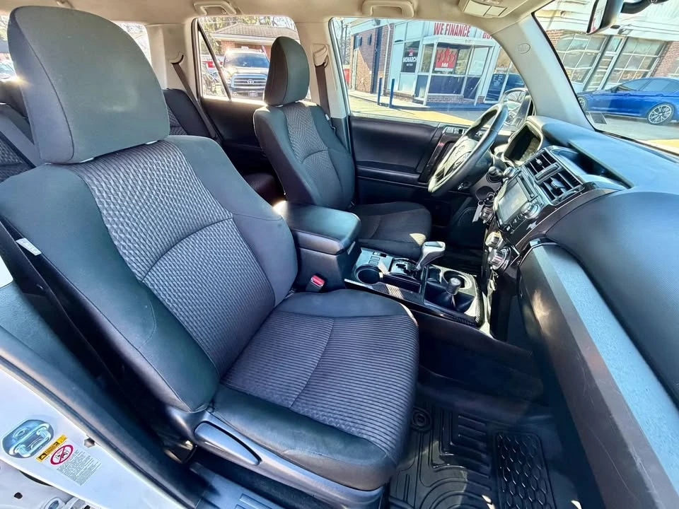 2019 Toyota 4Runner 5th Gen - Image 11 of 20