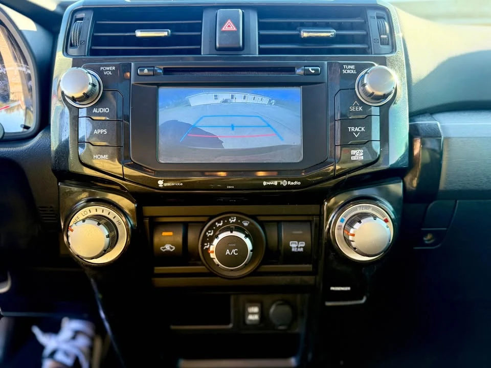 2019 Toyota 4Runner 5th Gen - Image 17 of 18