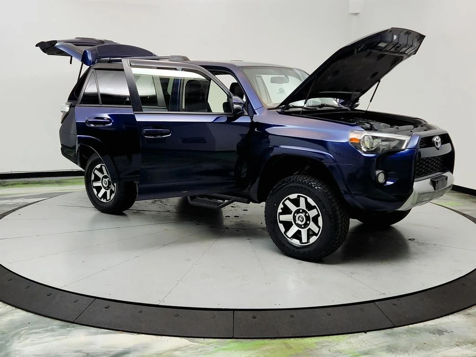 2019 Toyota 4Runner 5th Gen - Image 10 of 12