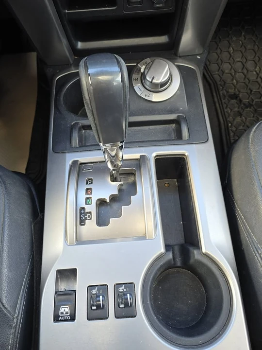 2019 Toyota 4Runner 5th Gen - Image 15 of 18