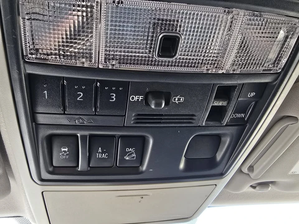 2019 Toyota 4Runner 5th Gen - Image 16 of 18