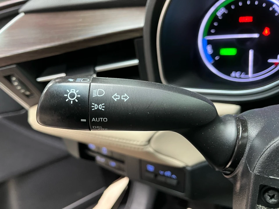 2019 Toyota Avalon 5th Gen - Image 17 of 21