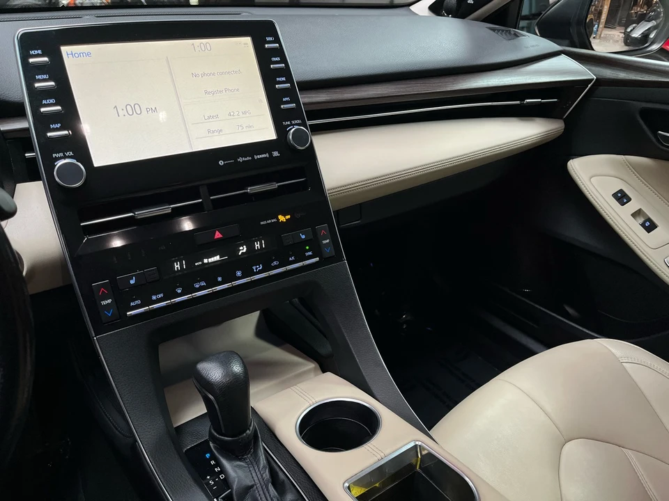 2019 Toyota Avalon 5th Gen - Image 18 of 21