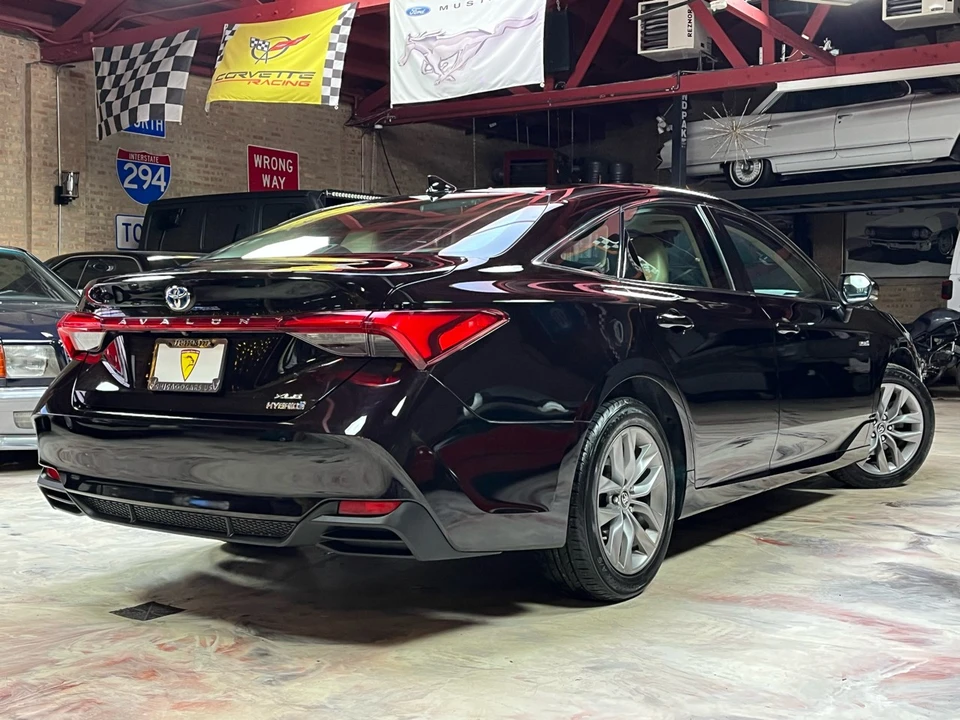 2019 Toyota Avalon 5th Gen - Image 4 of 21