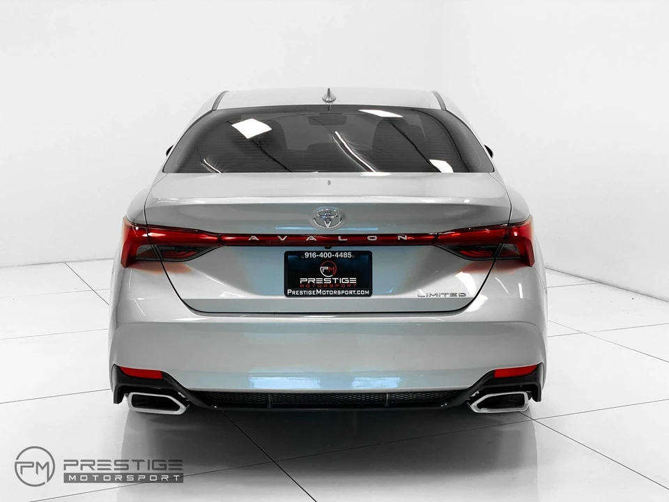 2019 Toyota Avalon 5th Gen - Image 5 of 12