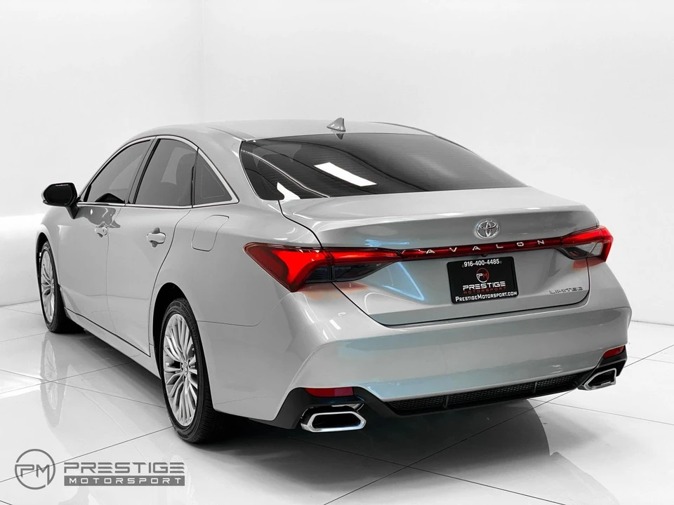 2019 Toyota Avalon 5th Gen - Image 12 of 12