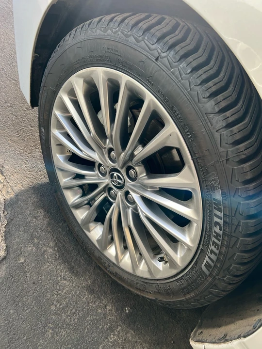 2019 Toyota Avalon 5th Gen - Image 12 of 21