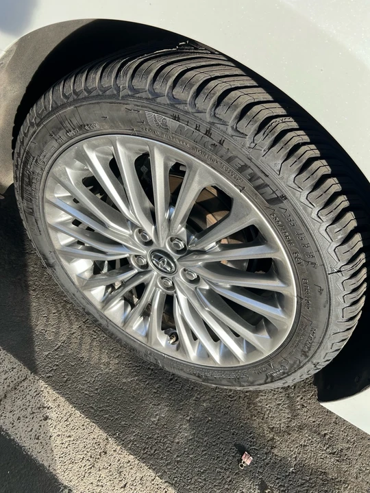 2019 Toyota Avalon 5th Gen - Image 10 of 21
