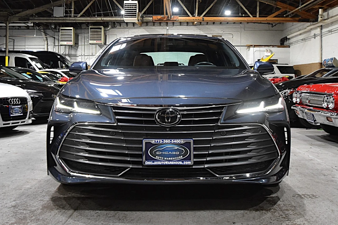2019 Toyota Avalon 5th Gen - Image 2 of 12
