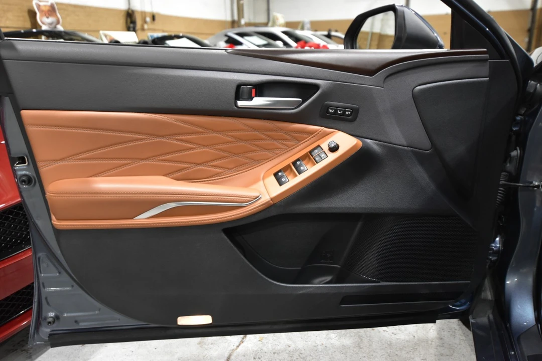2019 Toyota Avalon 5th Gen - Image 13 of 21