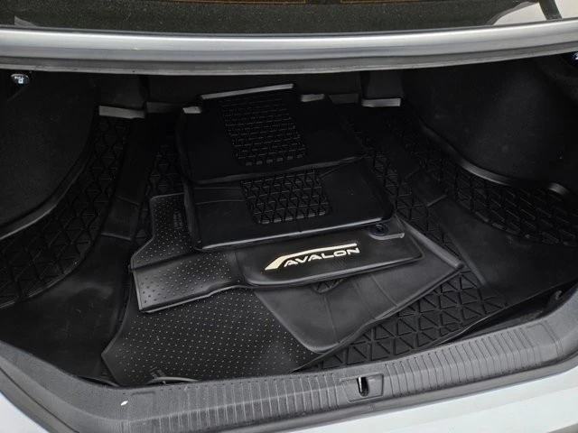 2019 Toyota Avalon 5th Gen - Image 29 of 31