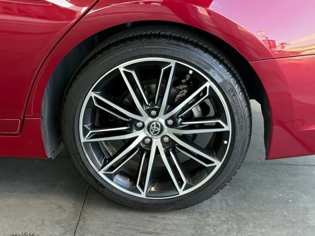 2019 Toyota Avalon 5th Gen - Image 15 of 21
