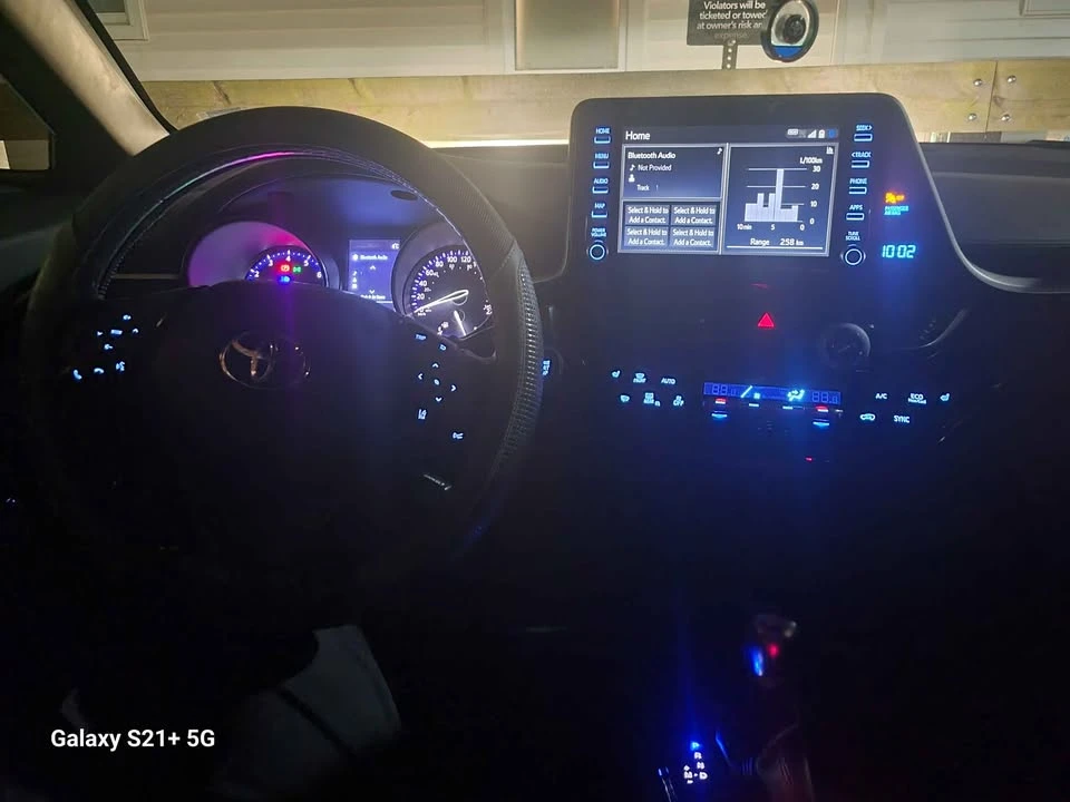 2019 Toyota C-HR - Image 2 of 8