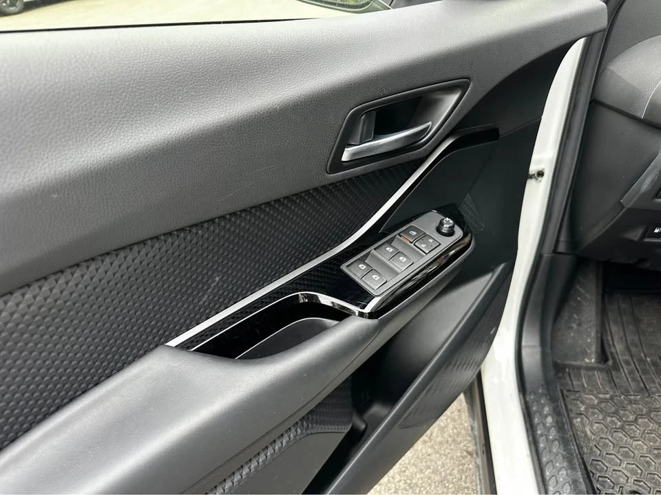 2019 Toyota C-HR - Image 18 of 20