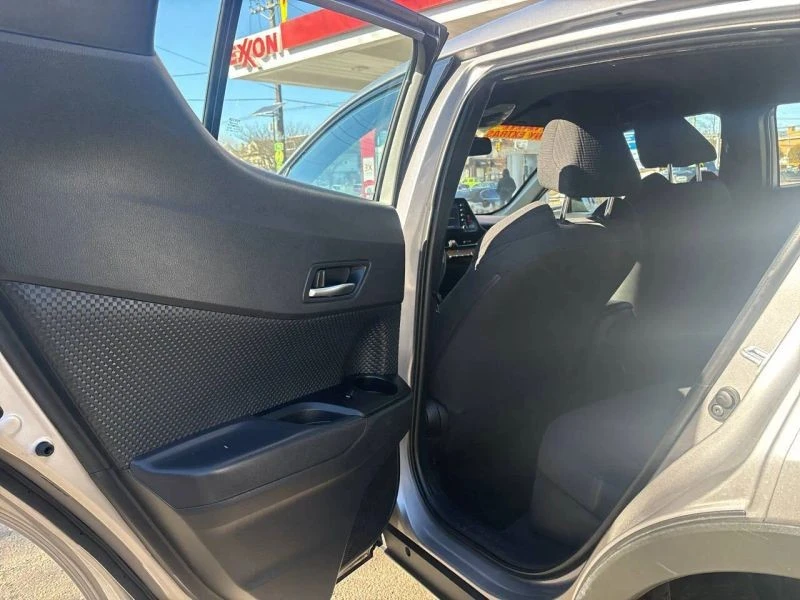 2019 Toyota C-HR - Image 12 of 12