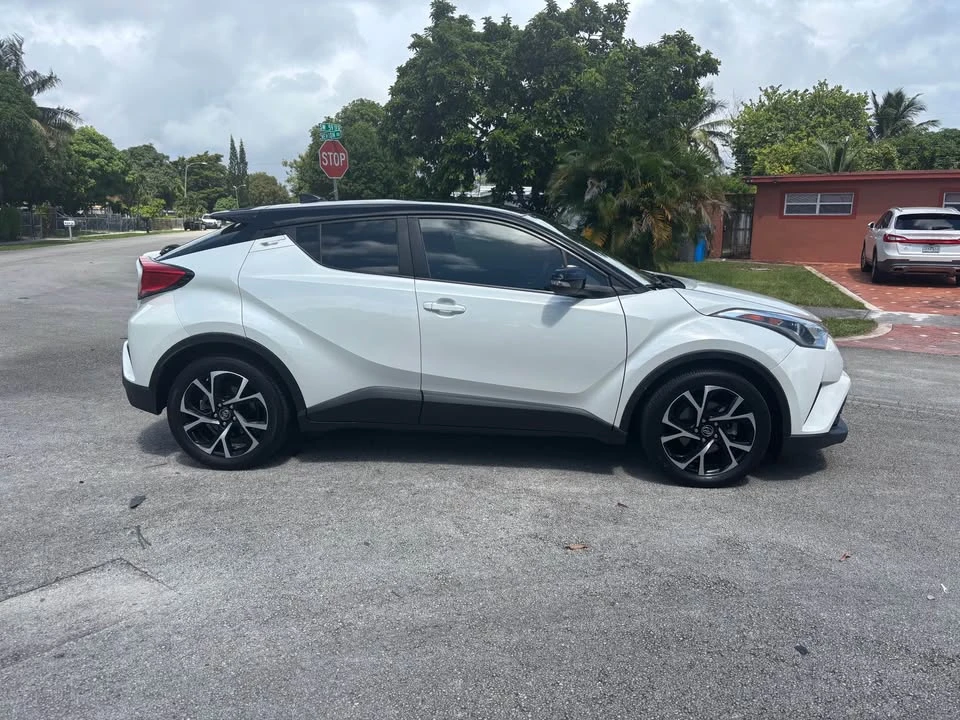 2019 Toyota C-HR - Image 4 of 12