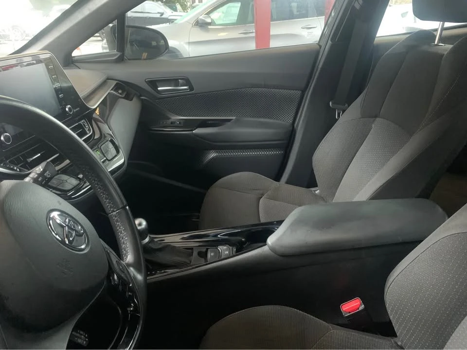2019 Toyota C-HR - Image 4 of 4