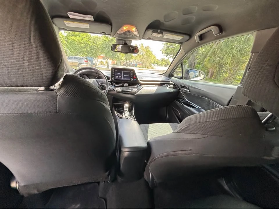2019 Toyota C-HR - Image 11 of 12