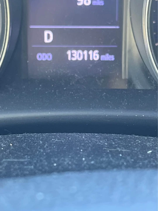 2019 Toyota C-HR - Image 5 of 10