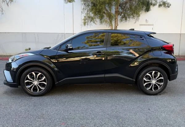 2019 Toyota C-HR - Image 7 of 15