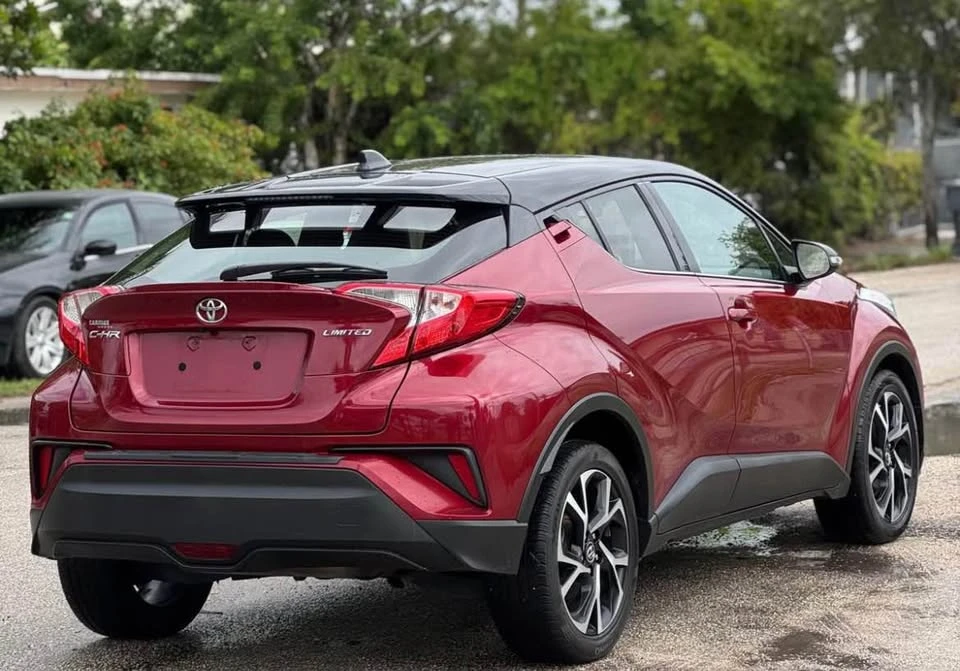2019 Toyota C-HR - Image 5 of 9