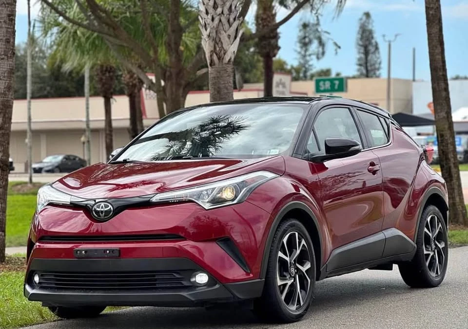 2019 Toyota C-HR - Image 2 of 9