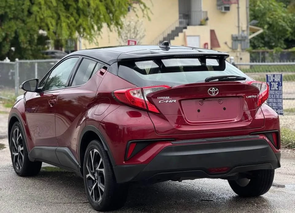 2019 Toyota C-HR - Image 4 of 9